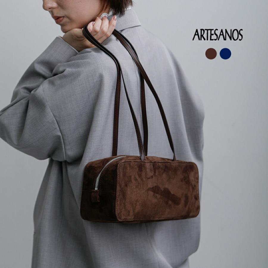 ARTESANOS（アルテサノス） スエードレザー スクエア ショルダーバッグ