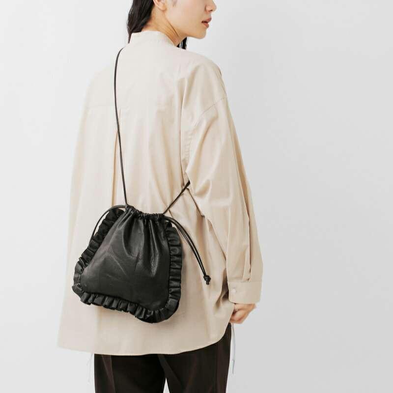 sisii（シシ） レザー ミニサイズ フリルポーチ MINI SIZE FRILL POUCH