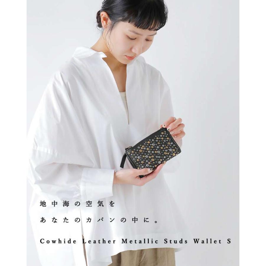 BIBA（ビバ） カウハイド レザー メタリック スタッズ ウォレット S