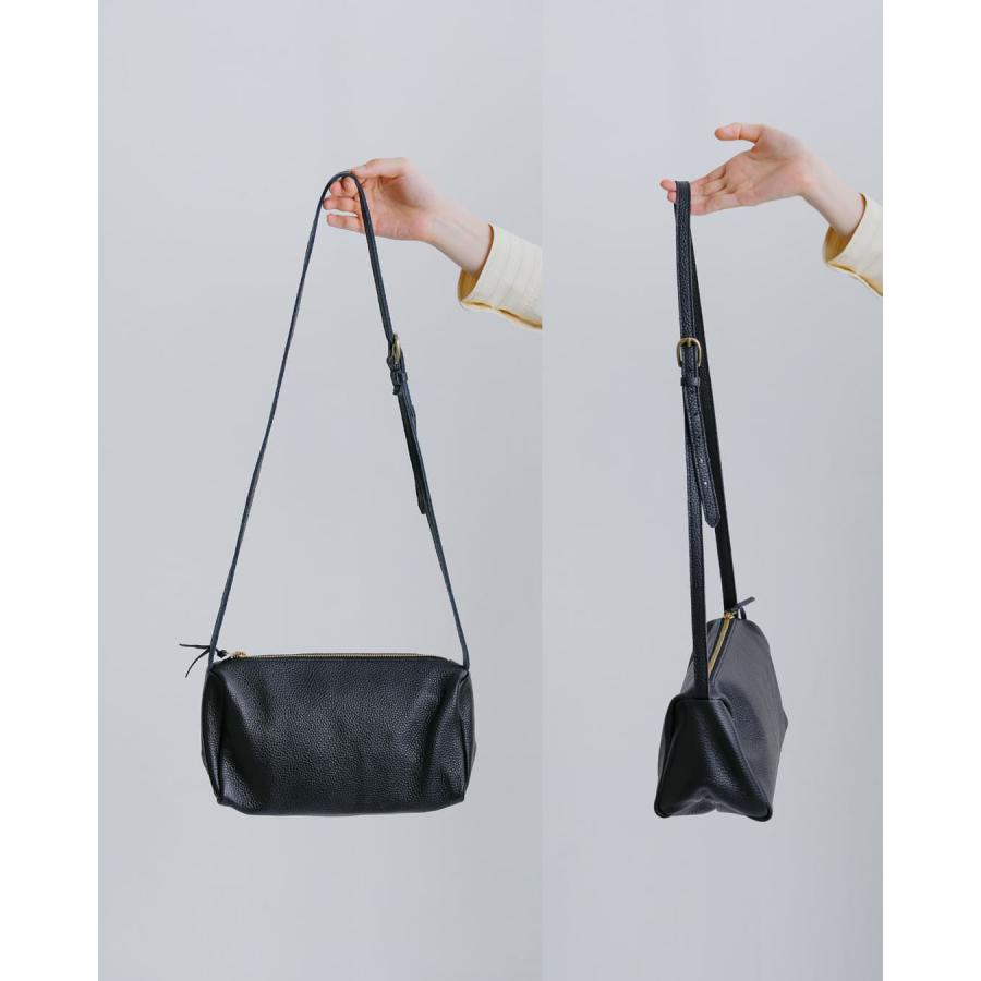MARINEDAY（マリンデイ） イタリーシュリンク カウレザー ショルダー