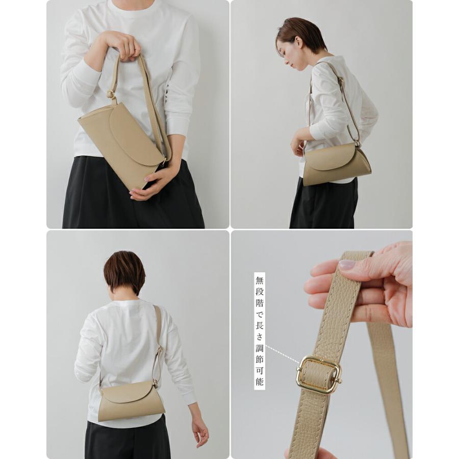 AULENTTI スクエアショルダーバッグ AULENTTI（オウレンティ） ショルダーバッグ バッグ 「AULENTTI