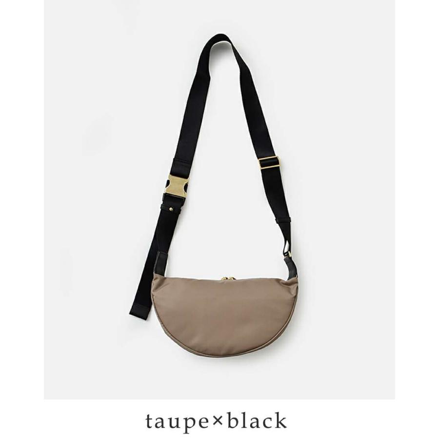 VIOLADOROのレザーボディバッグ VIOLAd'ORO（ヴィオラドーロ） ボディバッグ : planino - 通販 - Yahoo