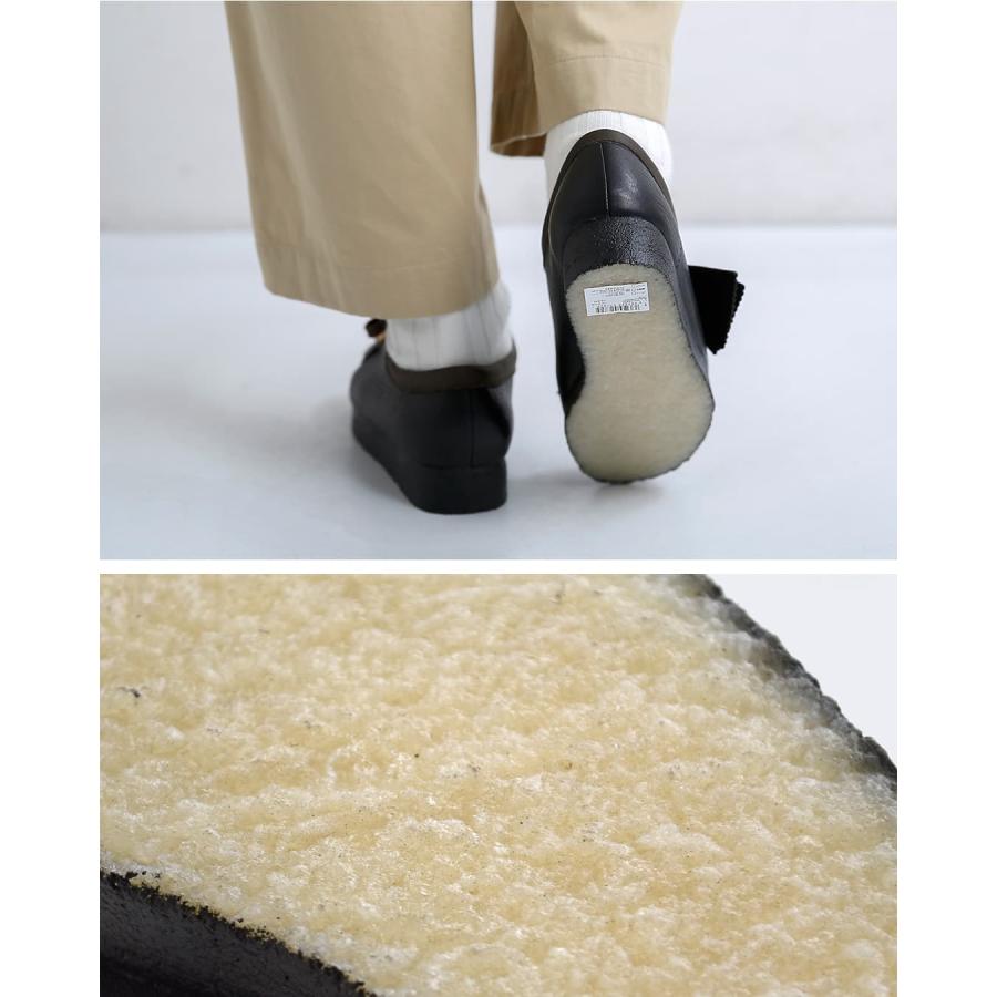 Clarks ワラビー　ベージュ　クレープソール クラークス clarks レザー 刺繍 ワラビー クレープソール モカシン