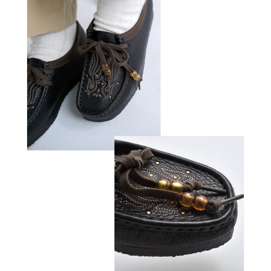 クラークス clarks レザー 刺繍 ワラビー クレープソール モカシン
