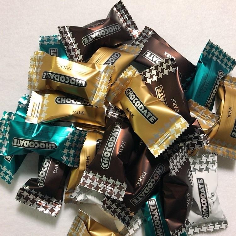 おいしい大粒アーモンド入 チョコレート デーツ La Ronda ダーク 80g 個別包装7-8個入 1個の食べごたえ 送料無料 洋菓子 デザート |  | 09