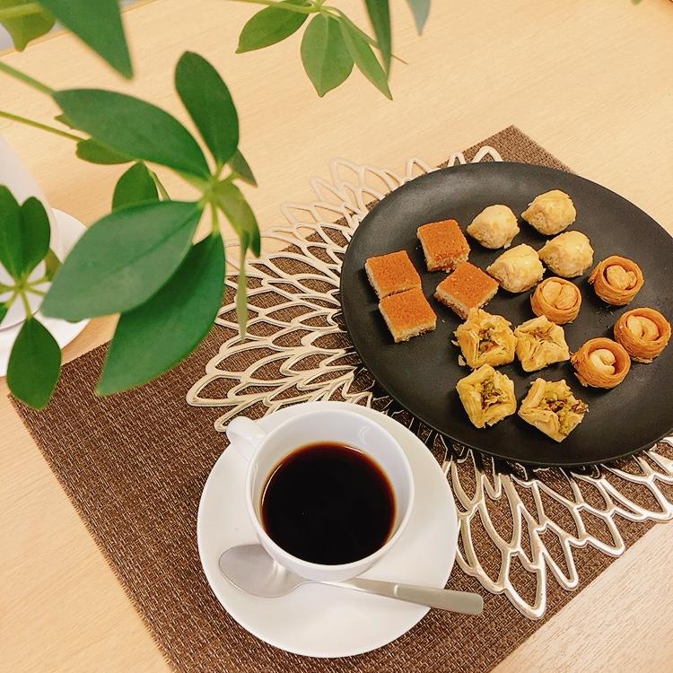 おいしい焼き菓子 バクラヴァ ミックス小 215g アラブ菓子の代表格 ナッツたっぷりパイ菓子 4種類16個 月120個販売 アラスィー 人気No.1 送料無料 |  | 05