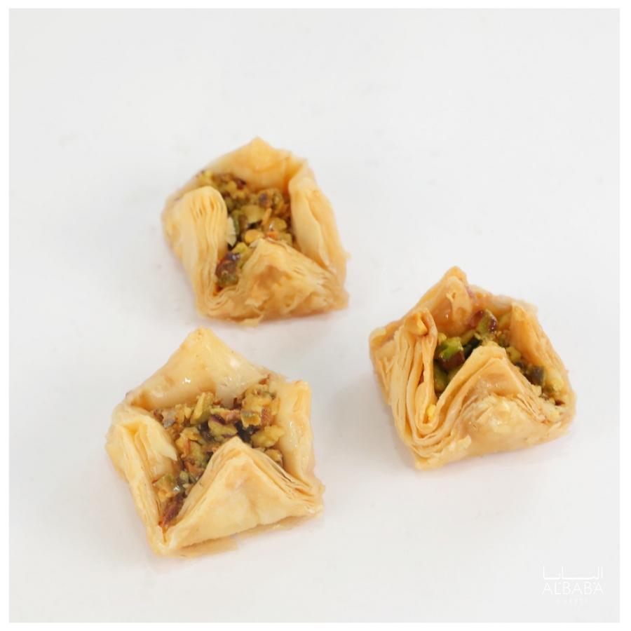 おいしい焼き菓子 バクラヴァ ミックス小 215g アラブ菓子の代表格 ナッツたっぷりパイ菓子 4種類16個 月120個販売 アラスィー 人気No.1 送料無料 |  | 18