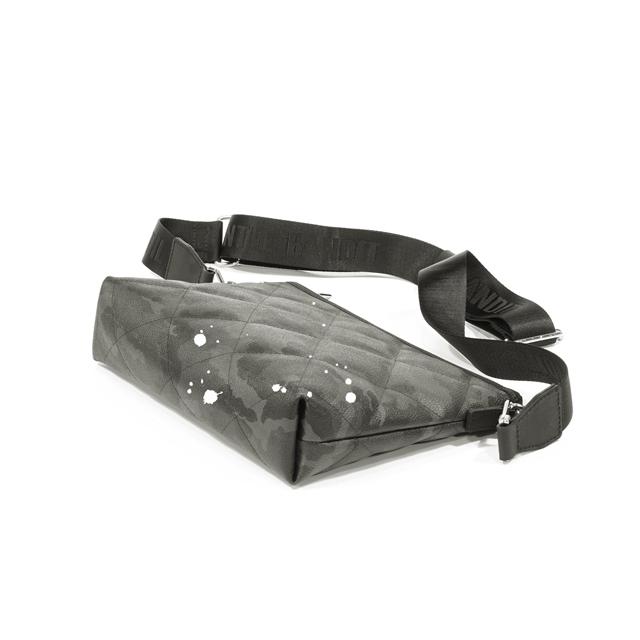 Gentil Bandit ジャンティバンティ キルティングクロスボディ クラッチ