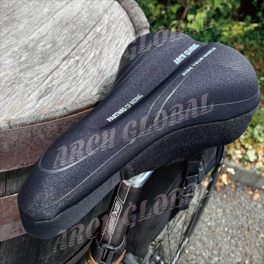 サドルカバー  サドル クッション 新開発 フォームクッションモデル 自転車 ロードバイク クロスバイク 密着蝶型固定採用 痛くない 低反発 肉厚 |  | 10