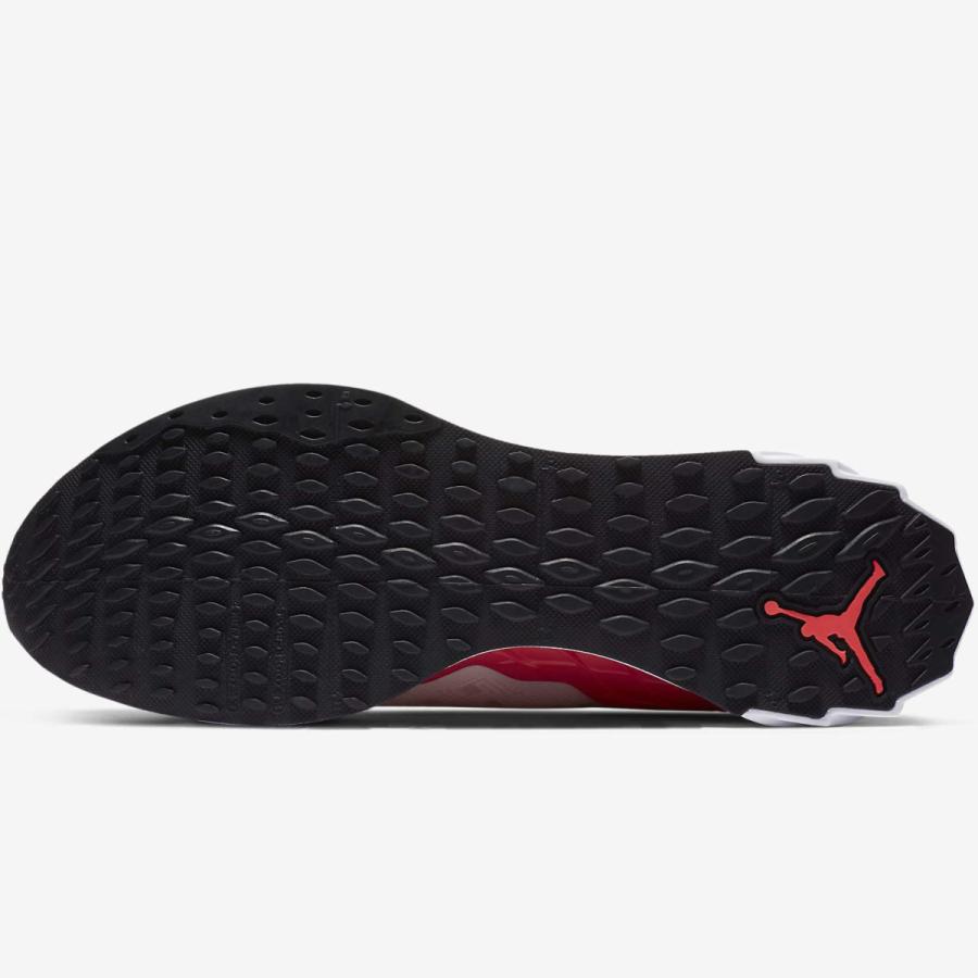 た*ろ様 NIKEジョーダンズームトランナーアルティメット 国内販売中/6月1日発売予定】ナイキ ジョーダン トランナー