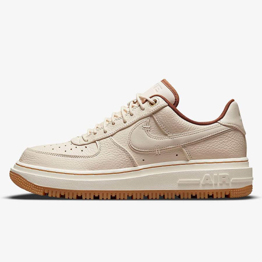 NIKE（ナイキ） エア フォース 1 ラックス[AIR FORCE 1 LUX] パール