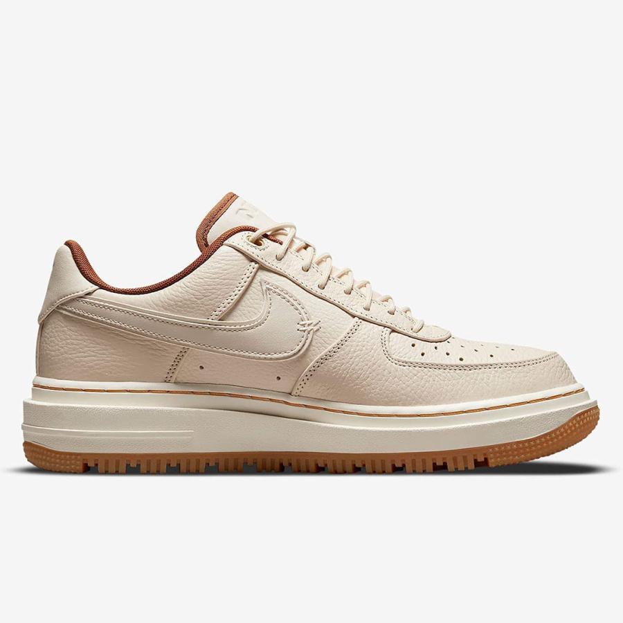 NIKE（ナイキ） エア フォース 1 ラックス[AIR FORCE 1 LUX] パール