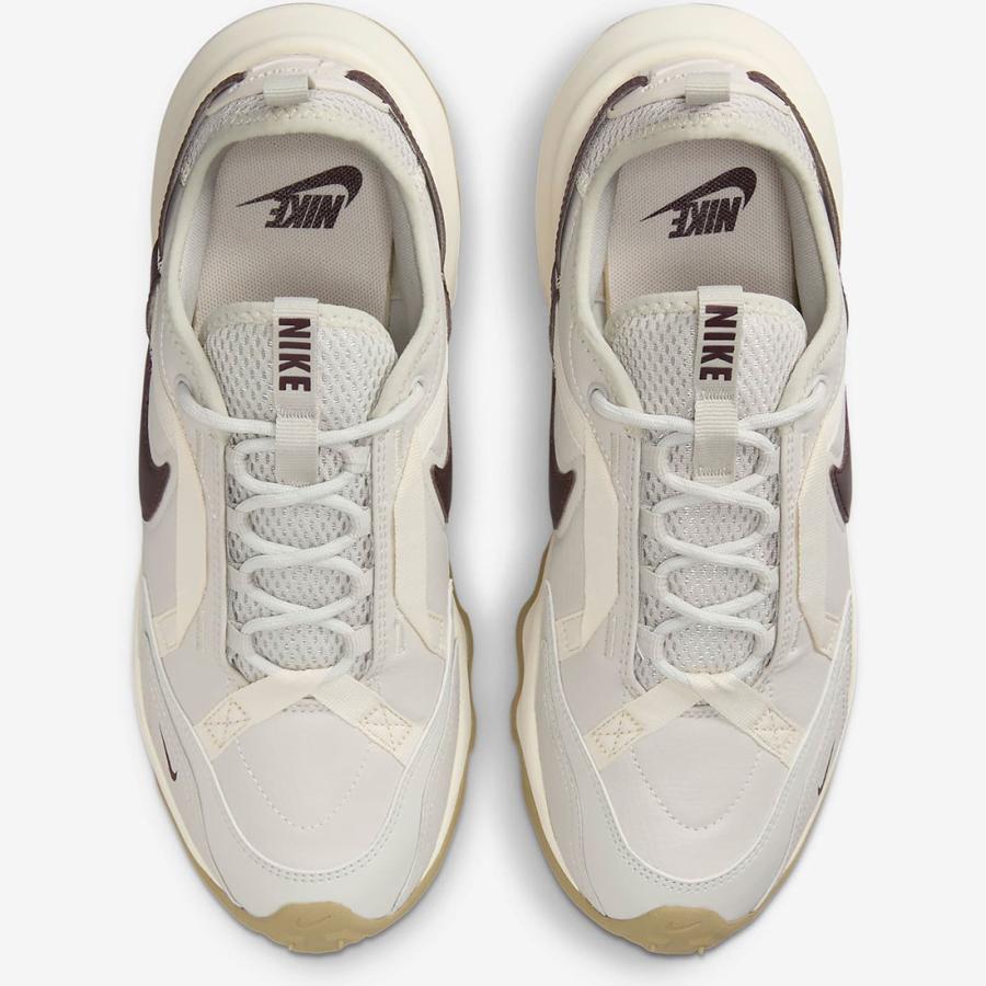 NIKE（ナイキ） TC 7900 [W TC 7900] ライトボーン/ペールアイボリー