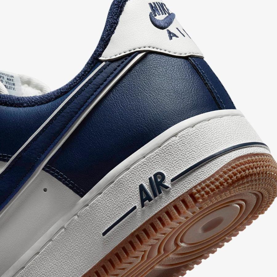 NIKE（ナイキ） エア フォース 1 '07 LV8 [AIR FORCE 1 '07 LV8