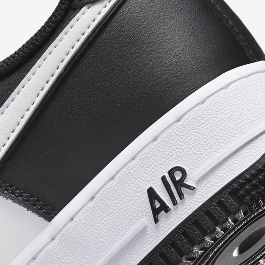 NIKE（ナイキ） エア フォース 1 '07 [AIR FORCE 1 '07] ブラック