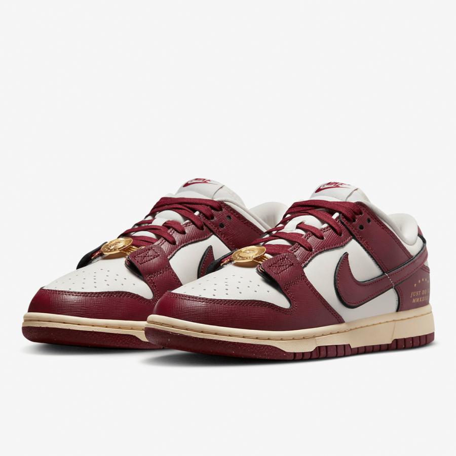 NIKE（ナイキ） ダンク ロー SE [W DUNK LOW SE] ホワイト/チーム