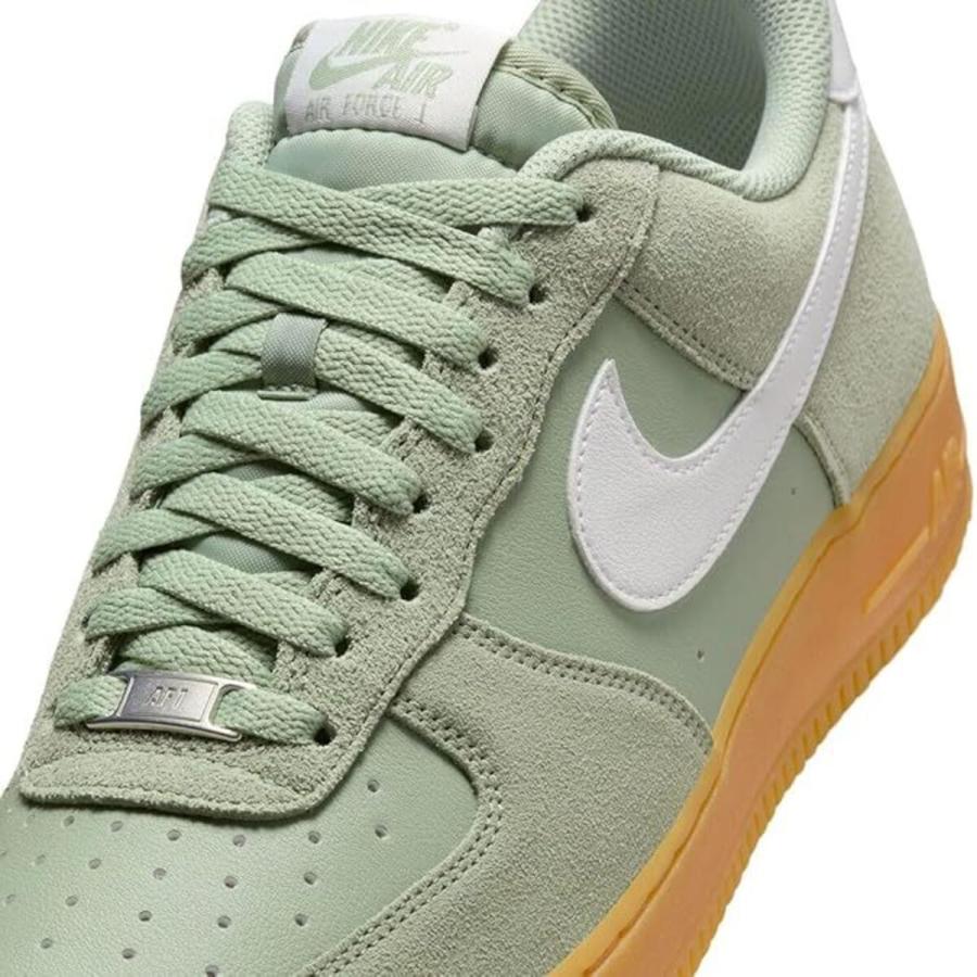 NIKE（ナイキ） エア フォース 1 '07 LV8 [AIR FORCE 1 '07 LV8