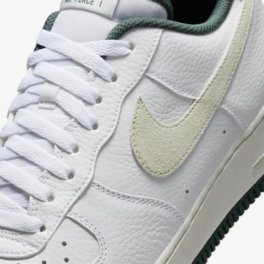 NIKE [ナイキ] エア フォース 1 '07 LV8 COB[AIR FORCE COB