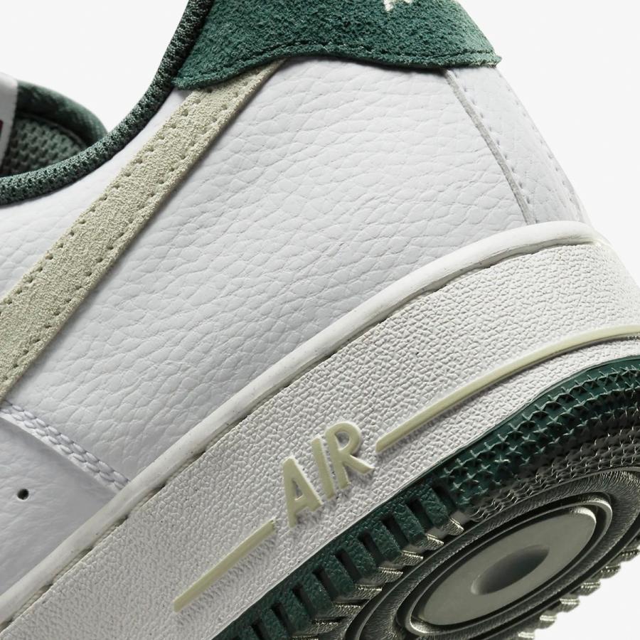 NIKE [ナイキ] エア フォース 1 '07 LV8 COB[AIR FORCE COB