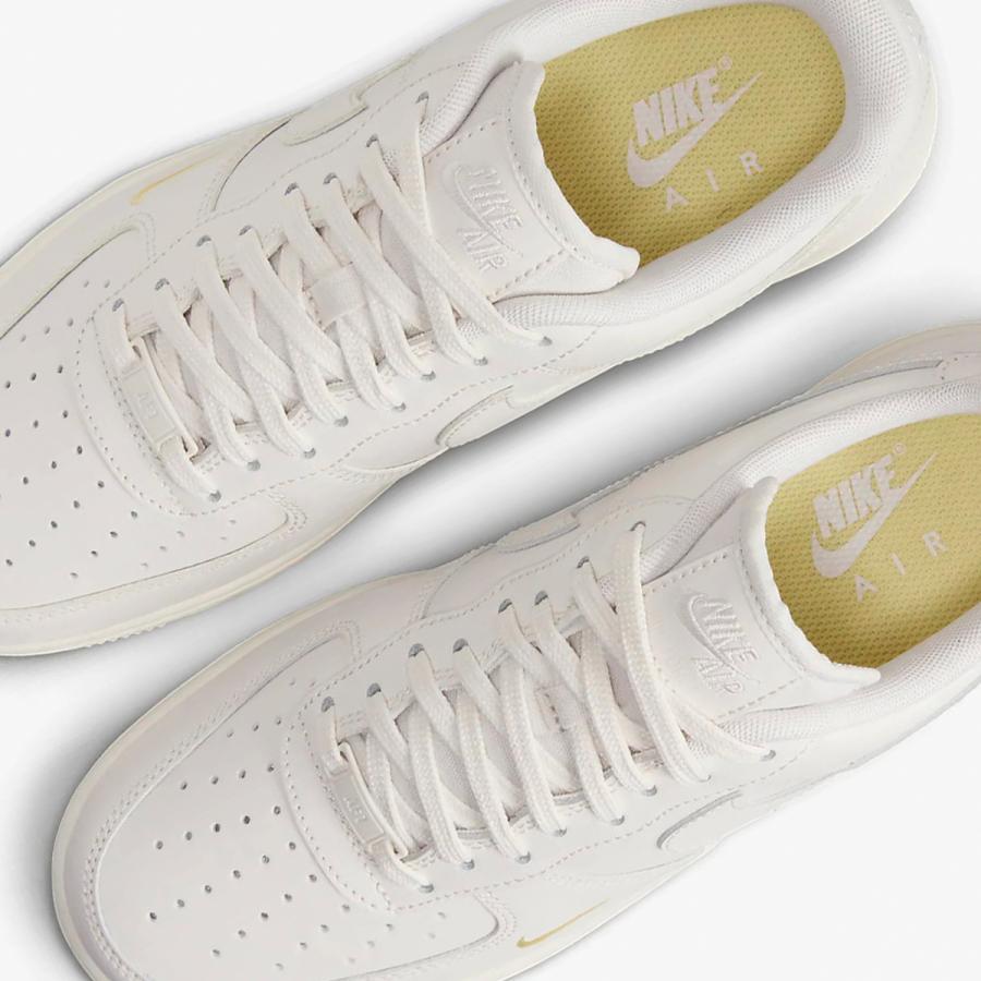 NIKE（ナイキ） エア フォース 1 
