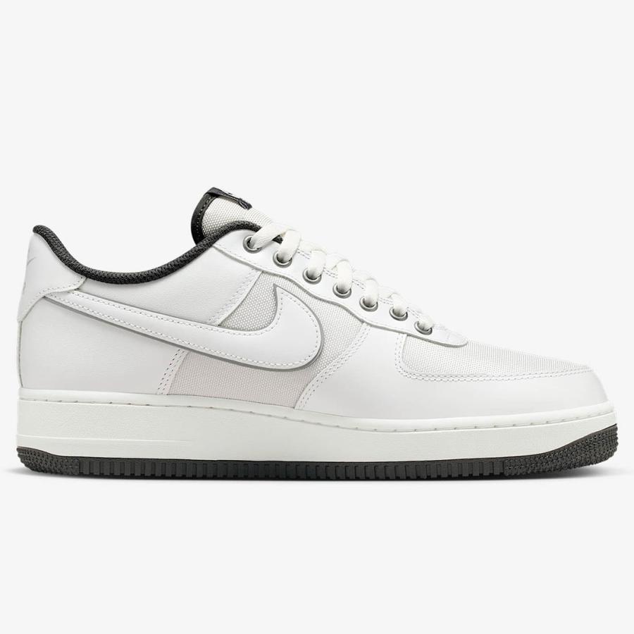 NIKE（ナイキ） エア フォース 1 '07 LV8 [AIR FORCE 1 '07 LV8