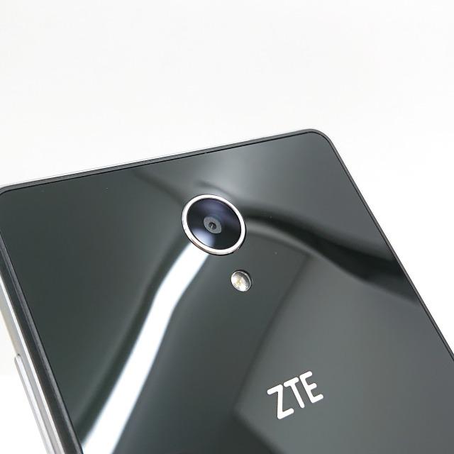 ZTE Blade E02 SIMフリー ブラック 送料無料 即決 本体 c00056