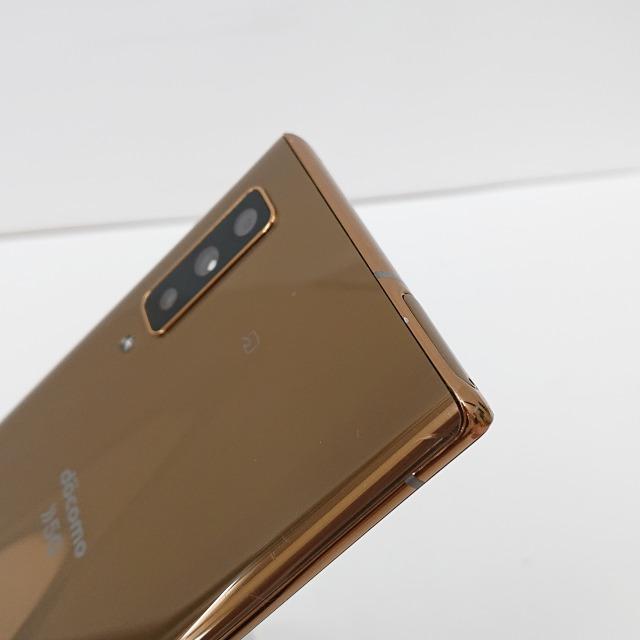 arrows NX9 F-52A docomo ゴールド 送料無料 即決 本体 c01975