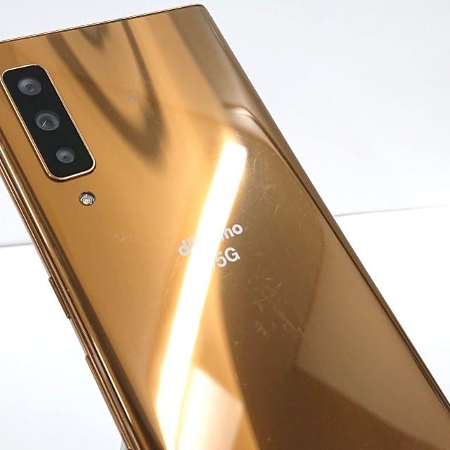 arrows NX9 F-52A docomo ゴールド 送料無料 即決 本体 c01977