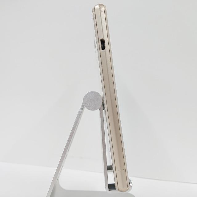 AQUOS EVER SH-04G docomo ゴールド 送料無料 即決 本体 c03955