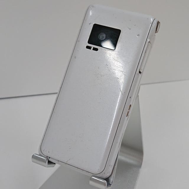 P-smart ケータイ P-01J ドコモ ホワイト 送料無料 即決 本体 c06408