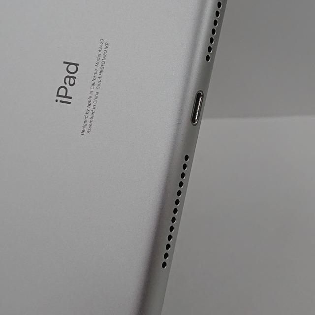 iPad 第8世代 Wi-Fi+Cellular 128GB au シルバー 送料無料 即決 本体