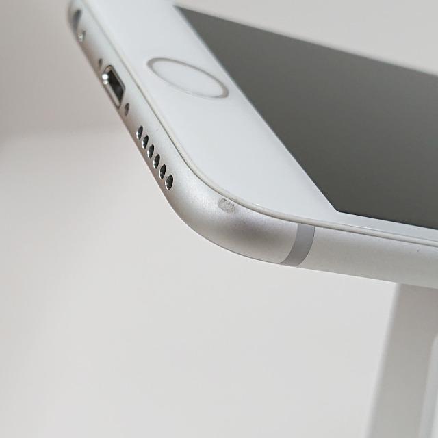 iPhone6 16GB ドコモ シルバー 送料無料 即決 本体 c07893 : アーク