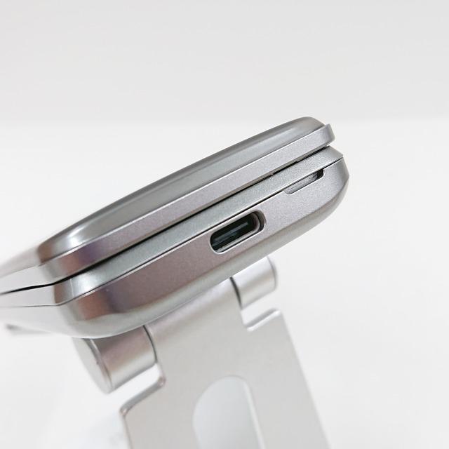 DIGNOケータイ4 NPA202KC SoftBank シルバー 送料無料 即決 本体