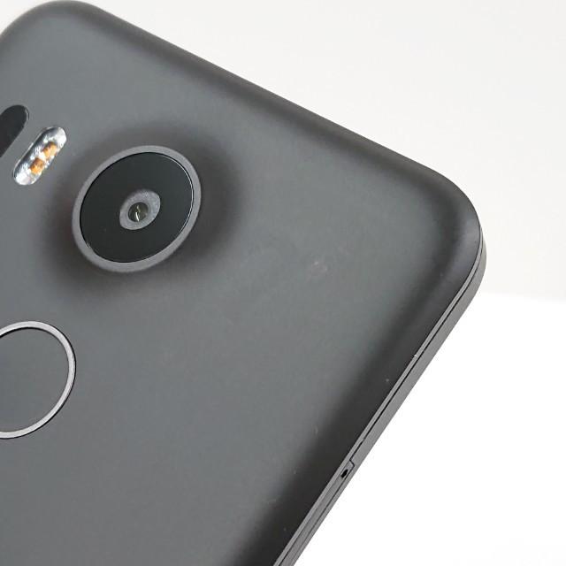 Nexus5X 32GB Nexus 5X ドコモ カーボン 送料無料 即決 本体 c10902