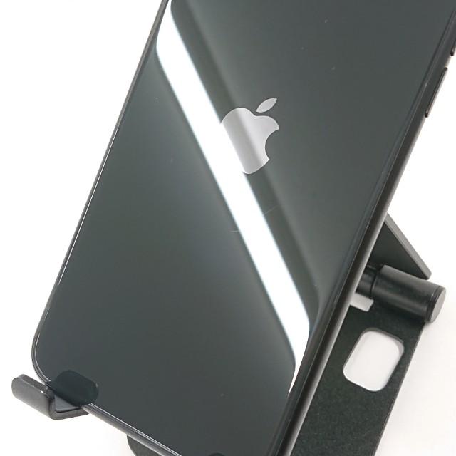 iPhoneSE 第2世代 128GB ドコモ ブラック 送料無料 即決 本体 c11104