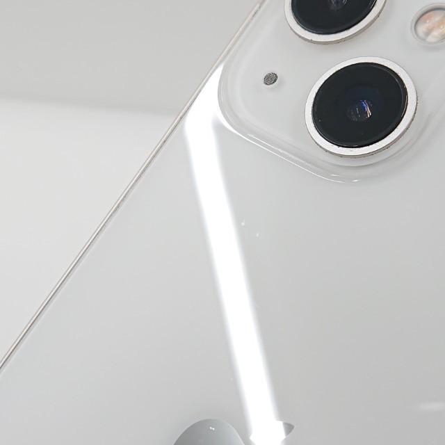 iPhone13 256GB SoftBank スターライト 送料無料 即決 本体 c11481