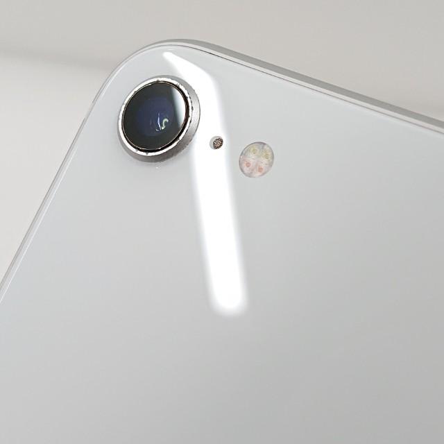 iPhoneSE 第2世代 64GB au ホワイト 送料無料 即決 本体 c11921