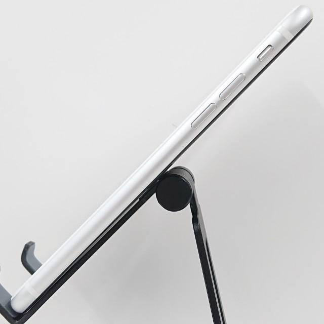 iPhoneSE 第2世代 64GB ドコモ ホワイト 送料無料 即決 本体 c12115