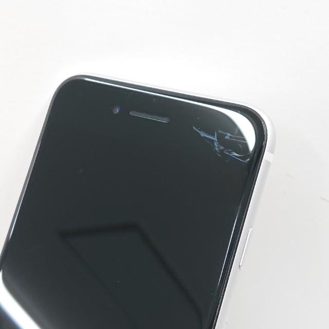 iPhoneSE 第2世代 64GB ドコモ ホワイト 送料無料 即決 本体 c12383