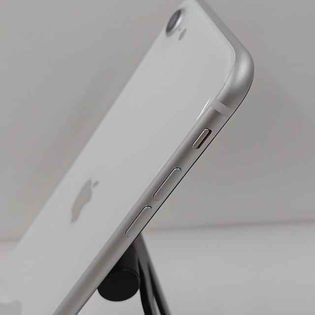 iPhoneSE 第2世代 64GB ドコモ ホワイト 送料無料 即決 本体 c12388