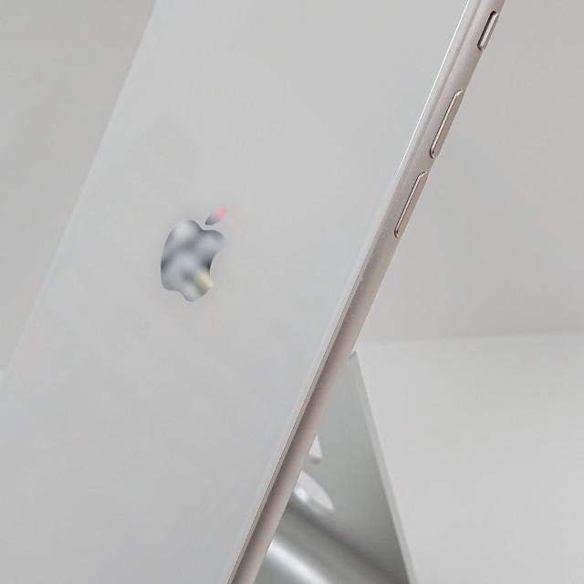 iPhoneSE 第3世代 64GB au スターライト 送料無料 即決 本体 c12880