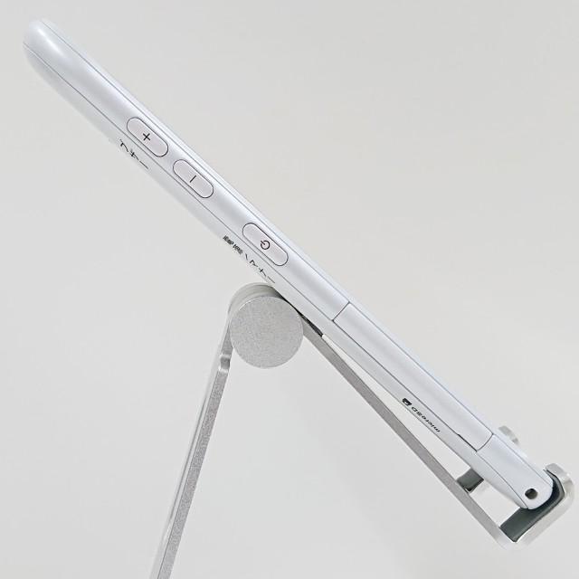 らくらくスマートフォン F-42A ドコモ ホワイト 送料無料 即決 本体