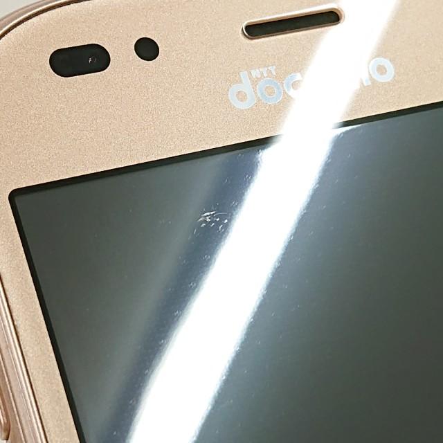 らくらくスマートフォン me F-01L ドコモ ゴールド 送料無料 即決 本体