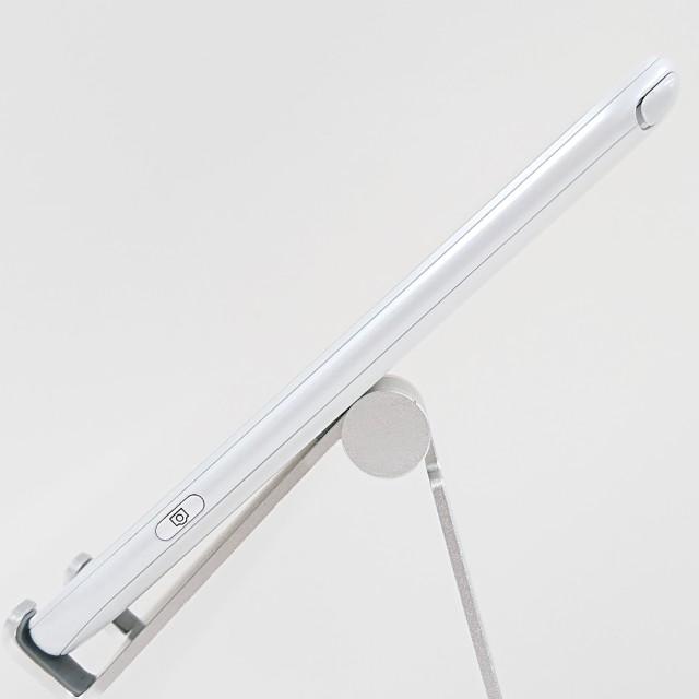 らくらくスマートフォン F-42A ドコモ ホワイト 送料無料 即決 本体