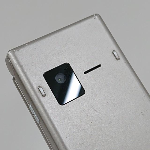 arrows ケータイ ベーシック F-41C ドコモ ゴールド 送料無料 即決