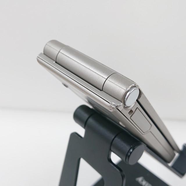 arrows ケータイ ベーシック F-41C ドコモ ゴールド 送料無料 即決