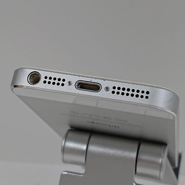 iPhone5 16GB au ホワイト&シルバー 送料無料 即決 本体 c15219