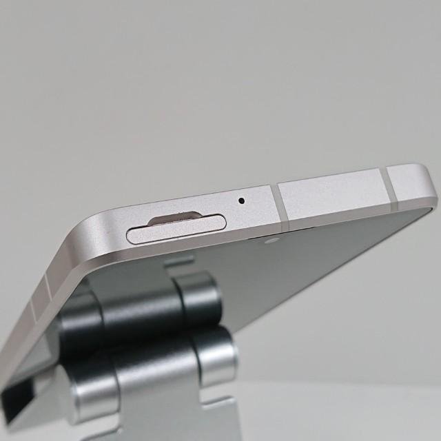 AQUOS sense8 SH-54D ドコモ ライトカッパー 送料無料 即決 本体