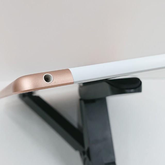 iPad 第7世代 Wi-Fi+Cellular 32GB ドコモ ゴールド 送料無料 即決