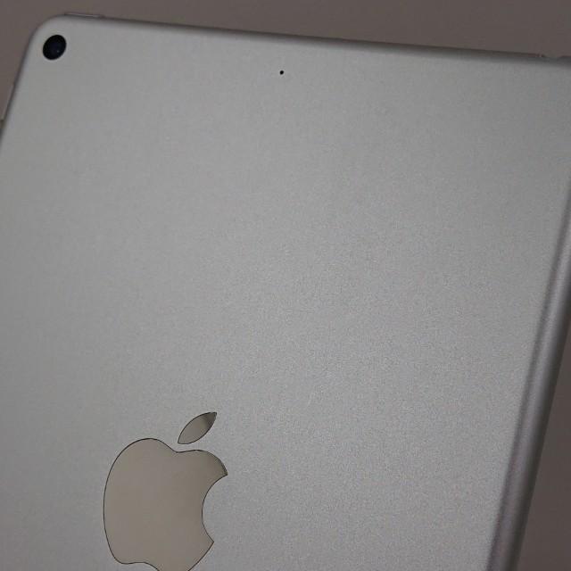 iPad mini 5 Wi-Fiモデル 64GB シルバー 送料無料 即決 本体 c16031